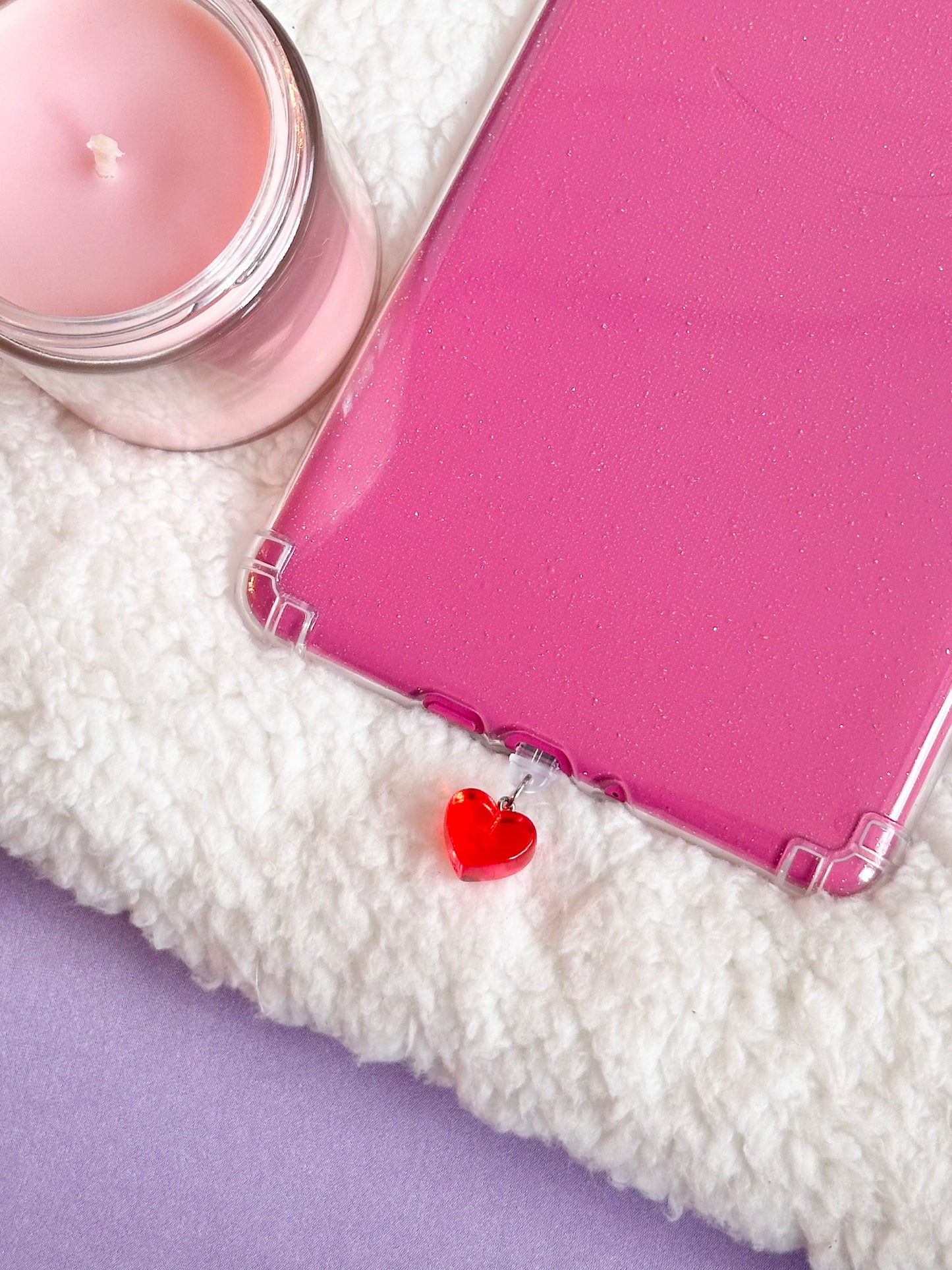 Red Heart e-Reader Charm