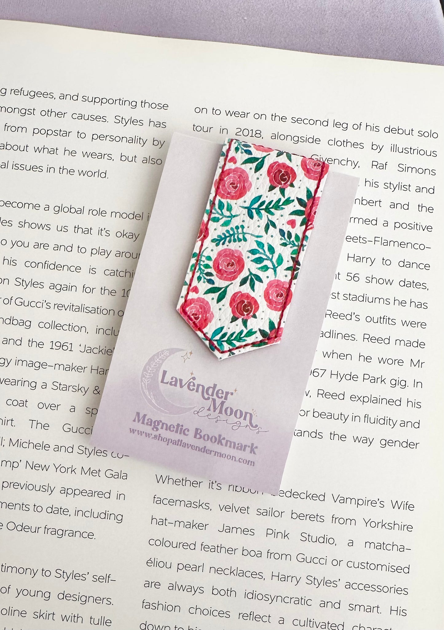 Red Roses Magnetic Bookmark